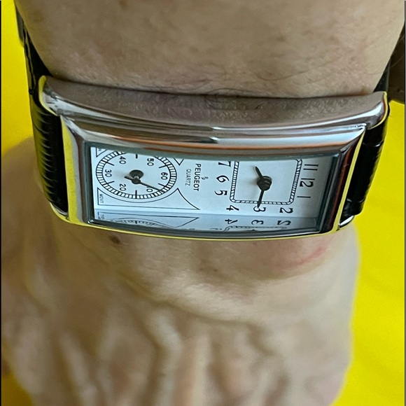 STUPEFYING ✨⭐️🌟Beautiful Deco Tank Prince Style Quartz Watch Silver & Wite Dial - Picture 7 of 7